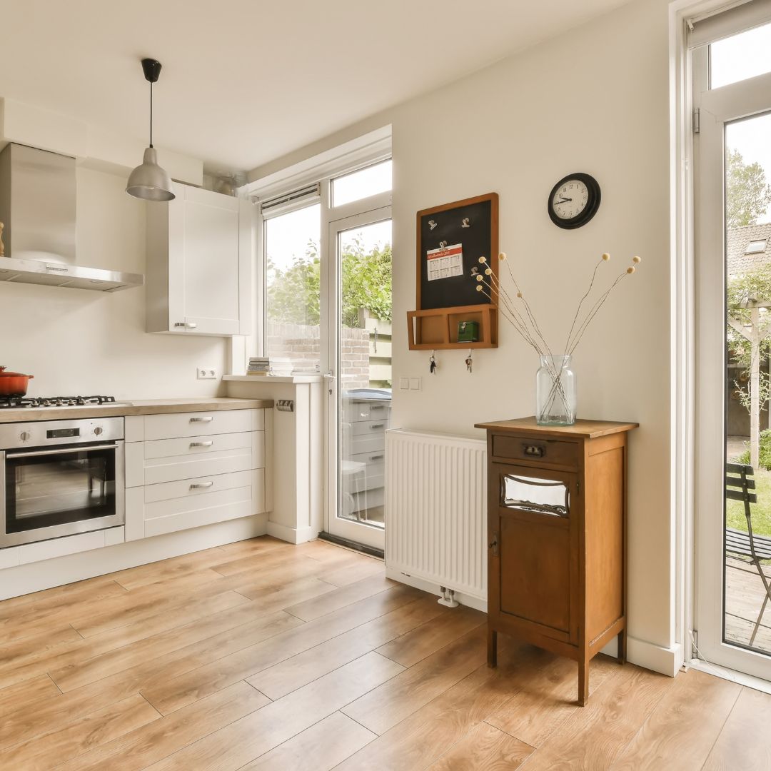 How To Declutter A Room Fast and Easy